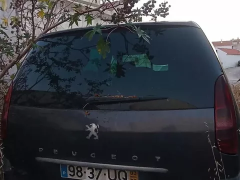 Peugeot 807