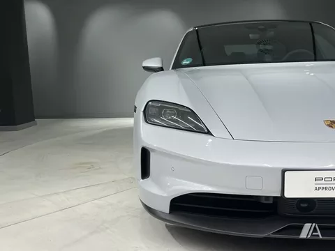 PORSCHE Taycan Taycan