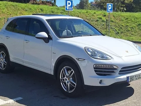 Porsche Cayenne Platinum Edition
