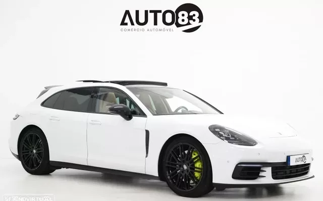 Porsche Panamera Sport Turismo 4 E-Hybrid