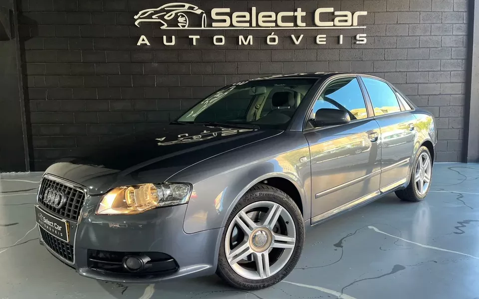 Audi A4 2.0 TDI S-line