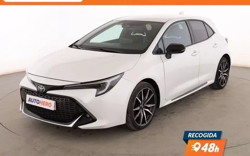 TOYOTA Corolla 2.0 Hybrid GR Sport