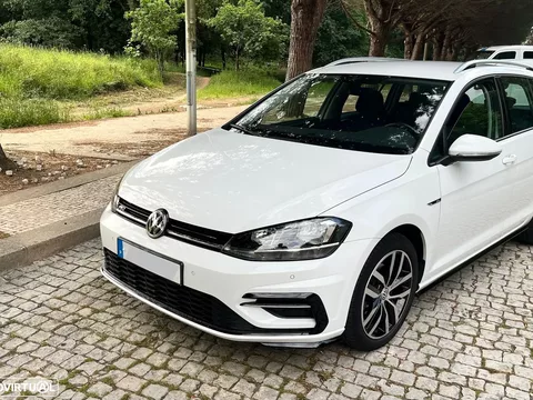 VW Golf Variant 1.6 TDi R-Line