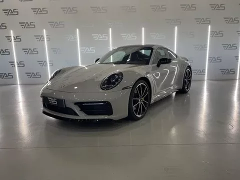 PORSCHE 911 Carrera 4S