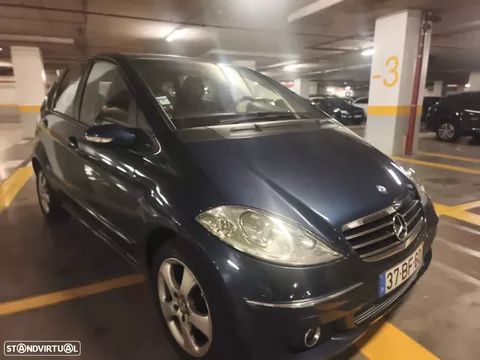 Mercedes-Benz A 180