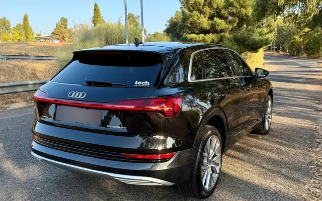 Audi e-tron 55 quattro Advanced