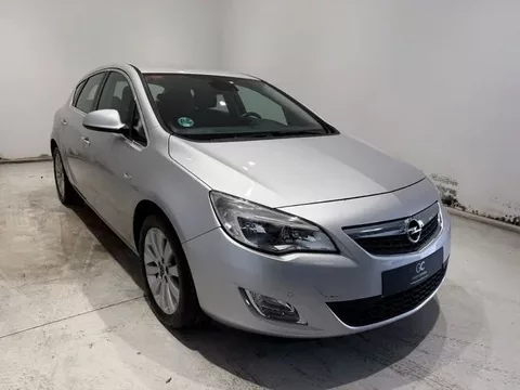 OPEL Astra Astra 1.4 T Cosmo