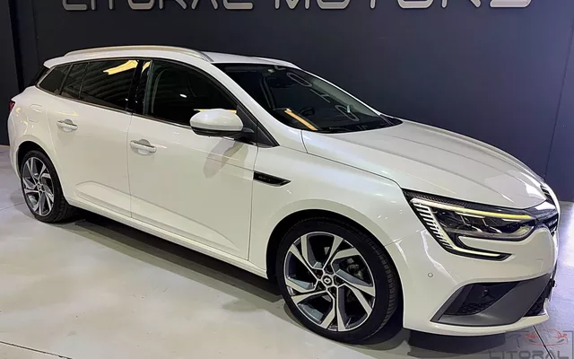 Renault Mégane Sport Tourer 1.6 E-Tech Plug-In Hybrid R.S. Line