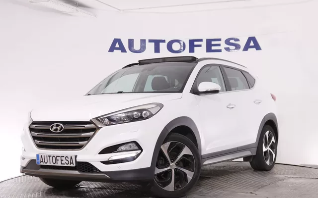 Hyundai Tucson 2.0 CRDI 4WD STYLE 136CV 5P # CUERO, TECHO ELEC PANORAMICO, NAVY