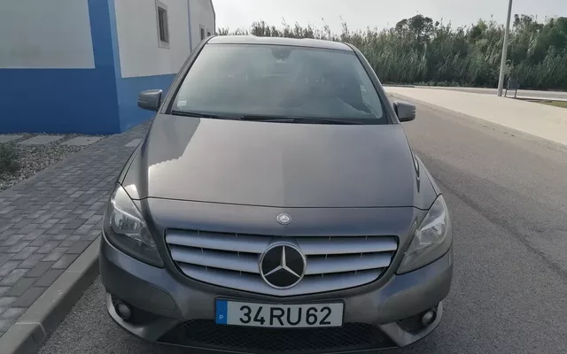 Mercedes-Benz B 180 CDI (BlueEFFICIENCY)