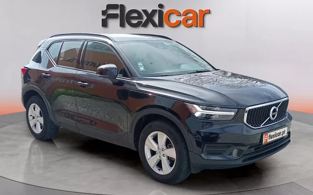 Volvo XC 40 1.5 T2 Momentum Core