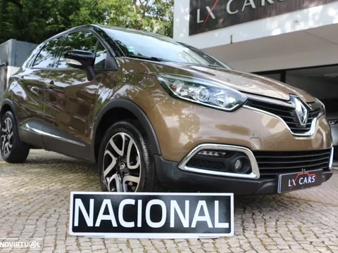 Renault Captur 0.9 TCE Exclusive