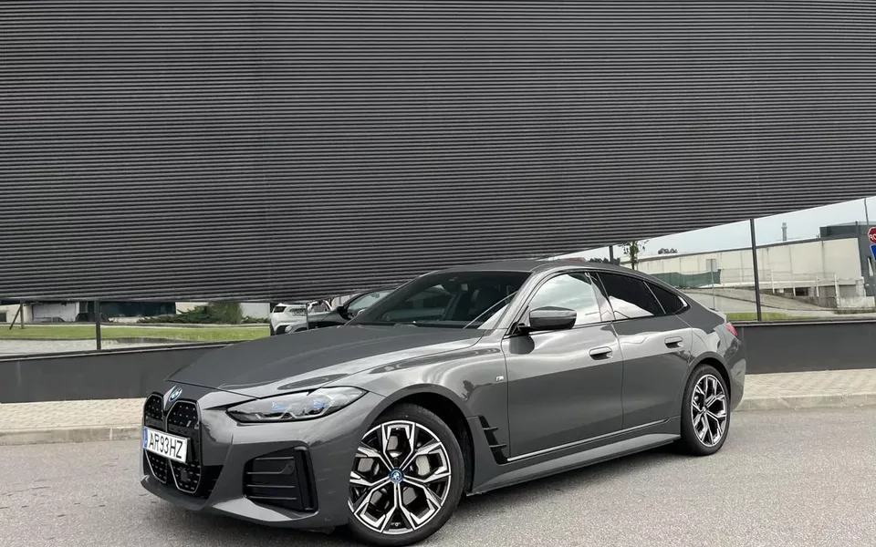 BMW i4 eDrive40 Pack Desportivo M