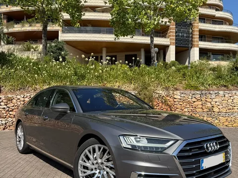 Audi A8 3.0 TDI V6 quattro Clean Exclusive