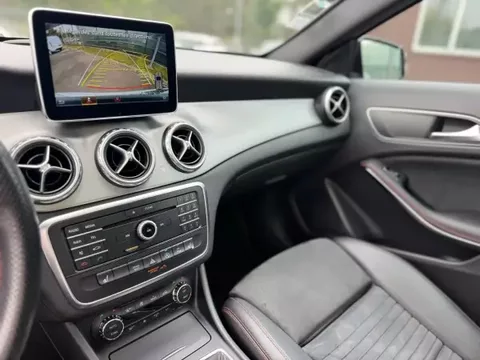 Mercedes-Benz GLA 180 2016 AMG Line