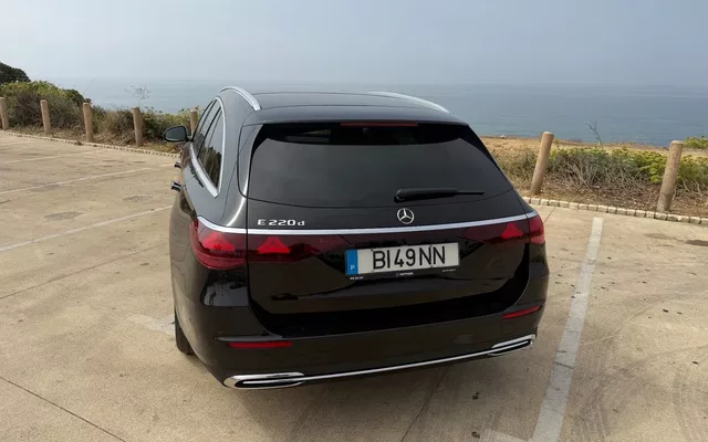 Mercedes-Benz E 220 d