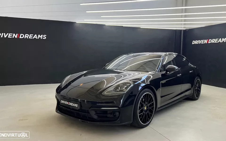 Porsche Panamera 4 E-Hybrid Platinum Edition