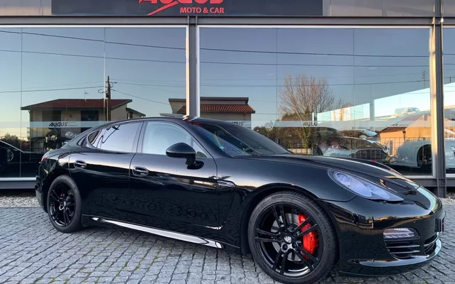 Porsche Panamera Standard