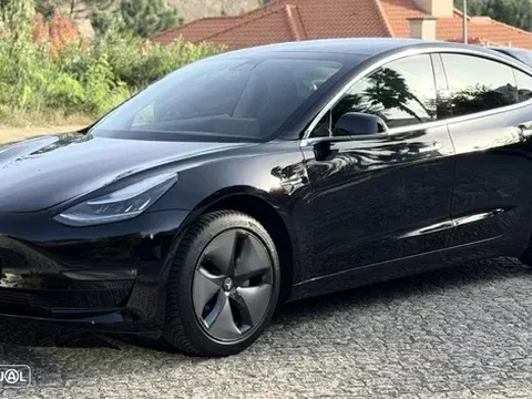Tesla Model 3 Standard Range Plus RWD