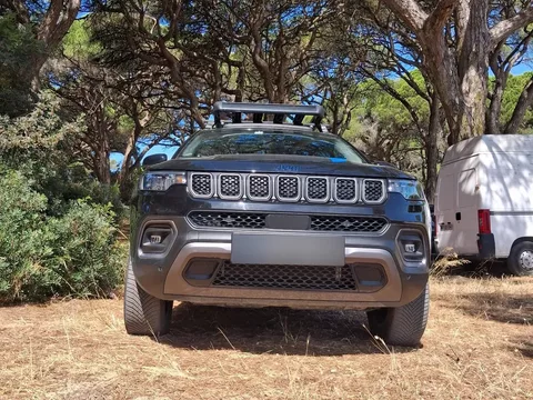 Jeep Compass 1.3 TG Trailhawk