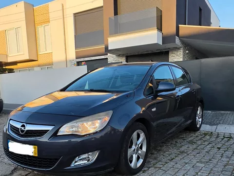 Opel Astra 1.7 CDTI Edition