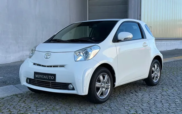 Toyota iQ 1.0 Multidrive +