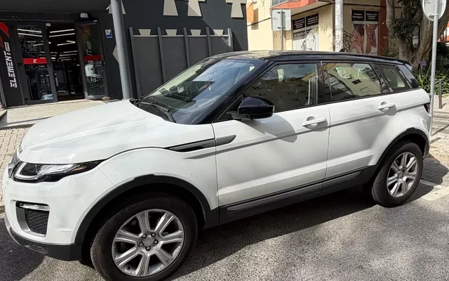 Land Rover Range Rover Evoque 2.0 TD4 HSE Auto
