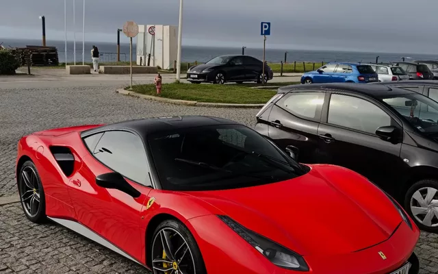 Ferrari 488