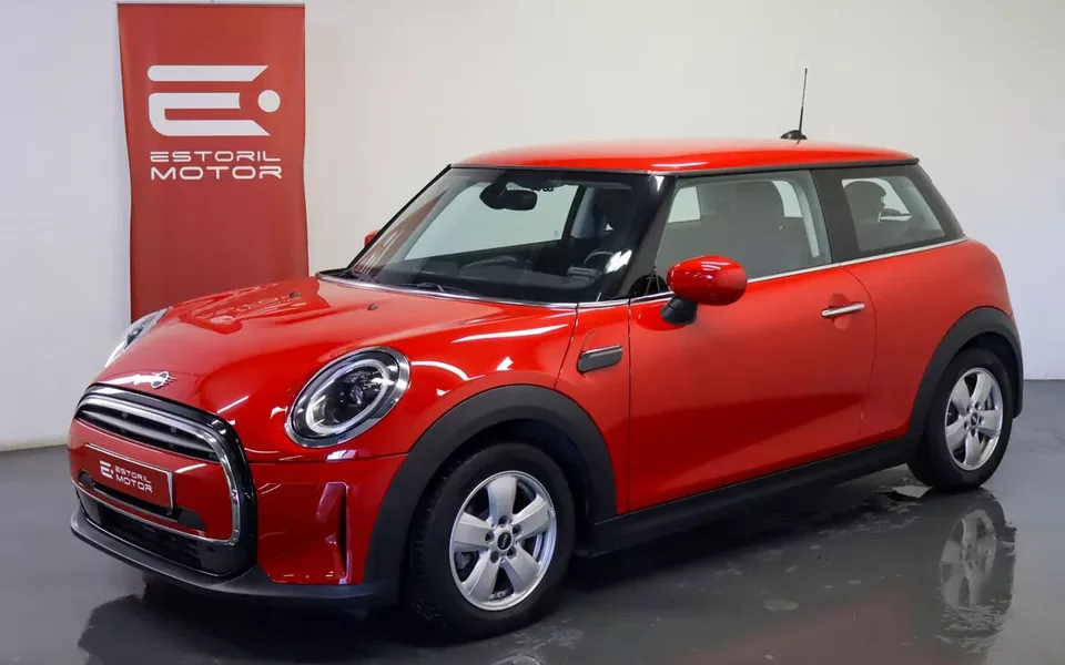 MINI 3 Portas Cooper Premium Essential Auto