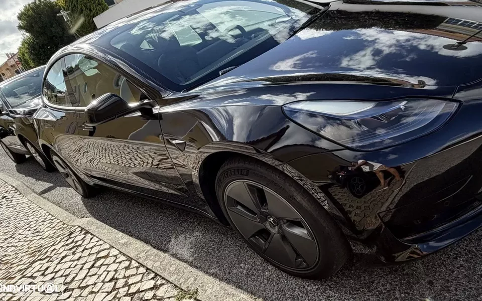 Tesla Model 3 Tração Traseira