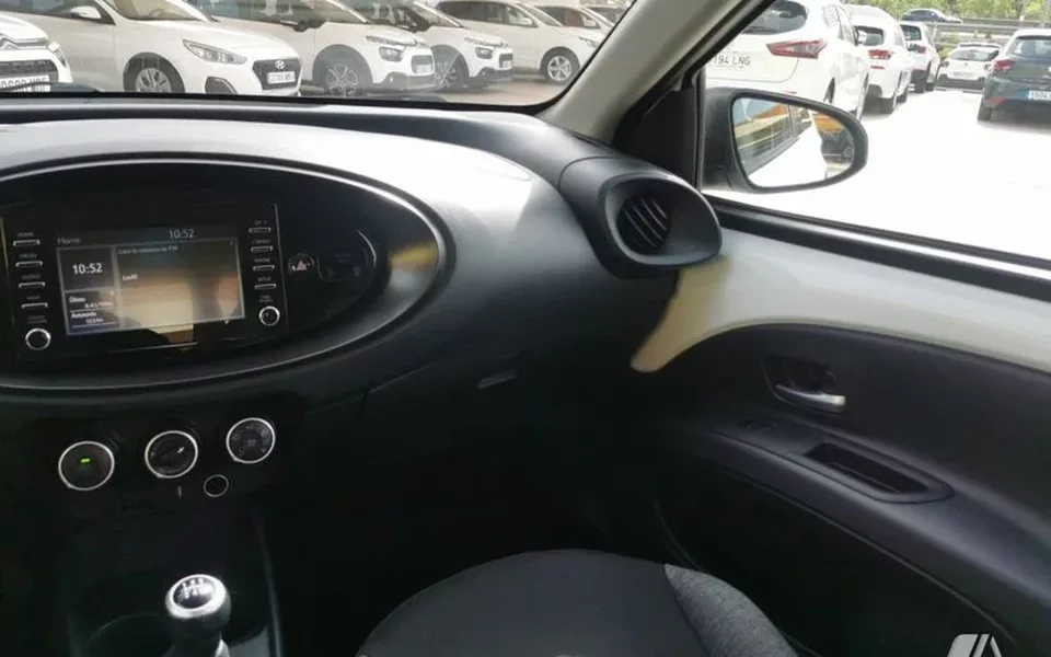 TOYOTA Aygo X Cross Aygo X Cross Play