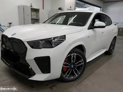 BMW iX2 xDrive30 Pack Desportivo M Pro