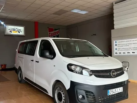 OPEL Vivaro Combi M1 Vivaro Combi 1.5D L Carga Standard 120 - 17500€ en Moral de calatrava
