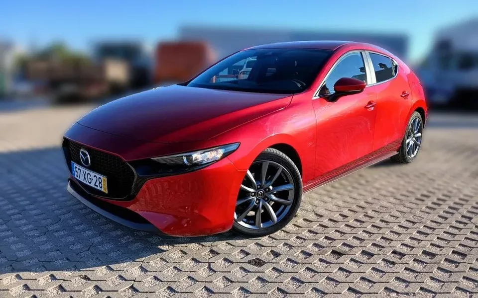 Mazda 3 Hatchback 2.0 Sky-G Evolve P.i-Actvsense J18