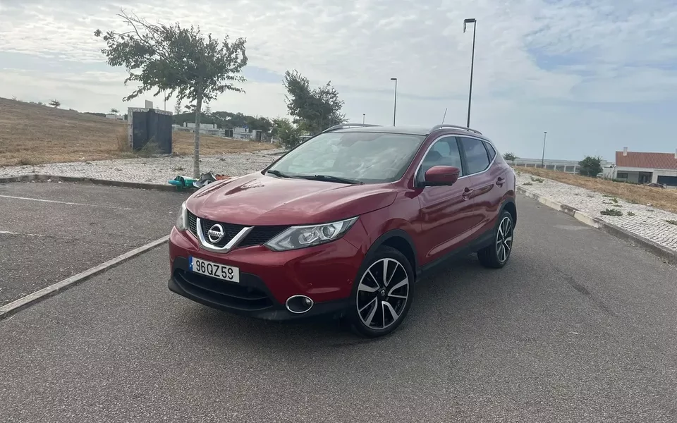 Nissan Qashqai 1.6 dCi Tekna Premium 17 Pele