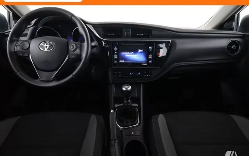 TOYOTA Auris 1.4 Turbodiesel Active