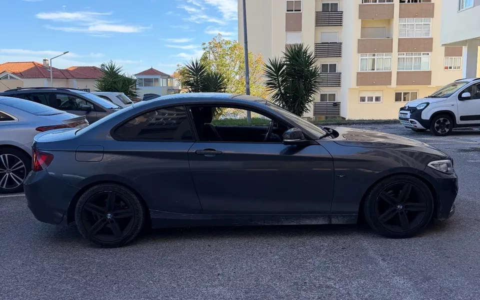 BMW 2000