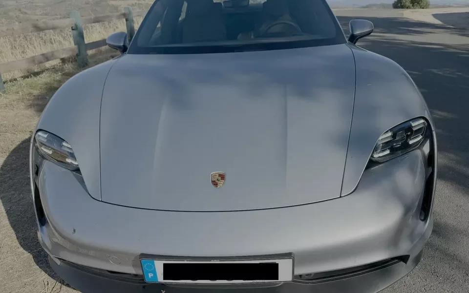 Porsche Taycan 4S