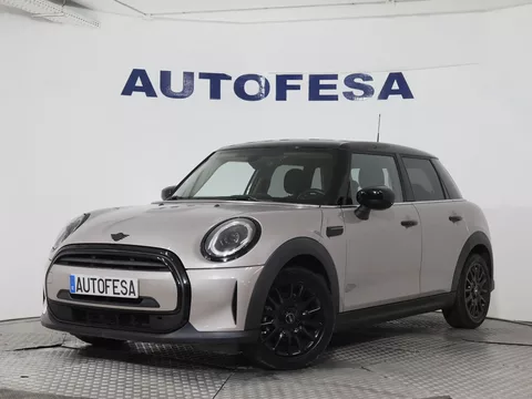 Mini Cooper 1.5i 136CV AUTO 5P # IVA DEDUCIBLE,NAVI,PARKTRONIC