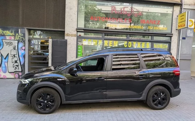DACIA Jogger Jogger 1.0 TCe S.L Extreme 7pl. - 16990€ en Barcelona