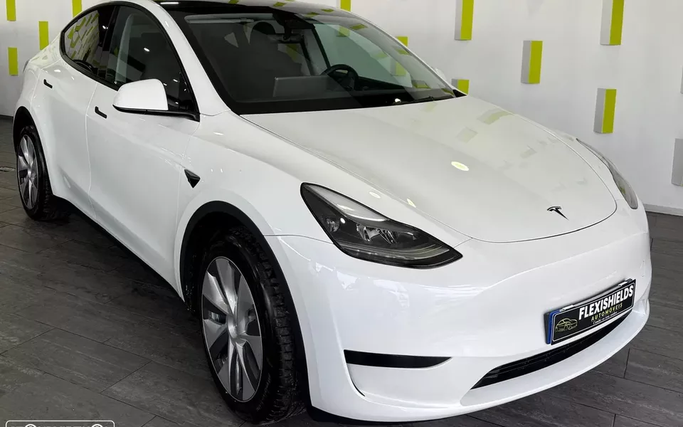 Tesla Model Y Standard RWD