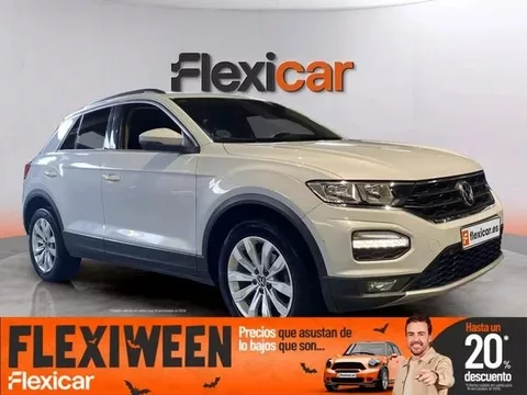 VOLKSWAGEN T-Roc VOLKSWAGEN T-Roc Berlina 110cv Manual de 5 Puertas - 19990€ en Alicante