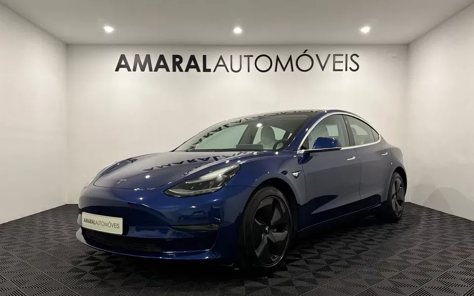 Tesla Model 3 Long-Range Dual Motor AWD