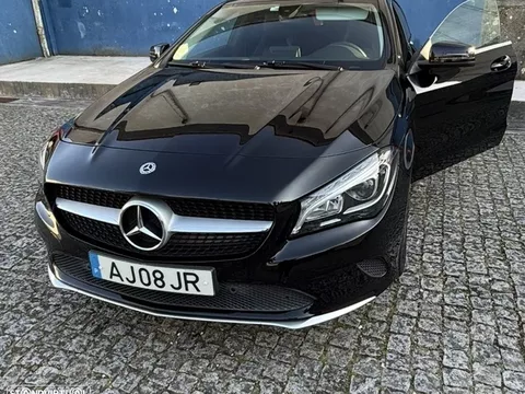 Mercedes-Benz CLA 200 d 7G-DCT