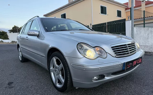 Mercedes-Benz C 220