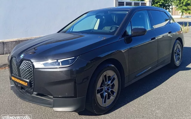 BMW iX xDrive40