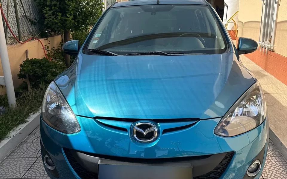 Mazda 2 1.3 MZR Navi Series