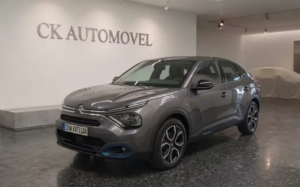 Citroën e-C4 X