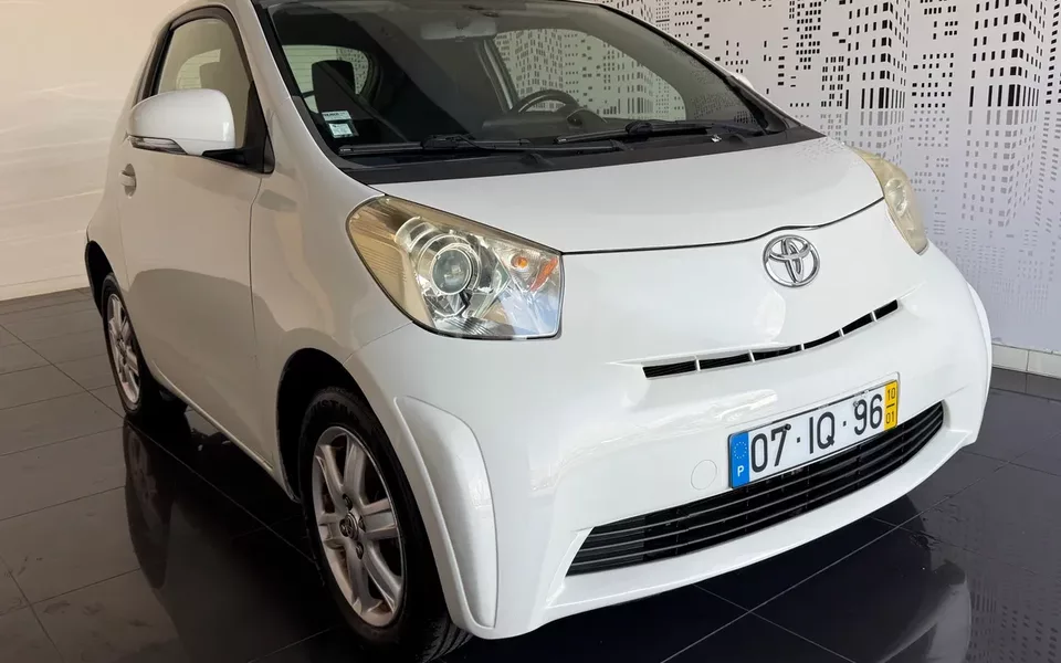 Toyota iQ 1.0 VVT-i