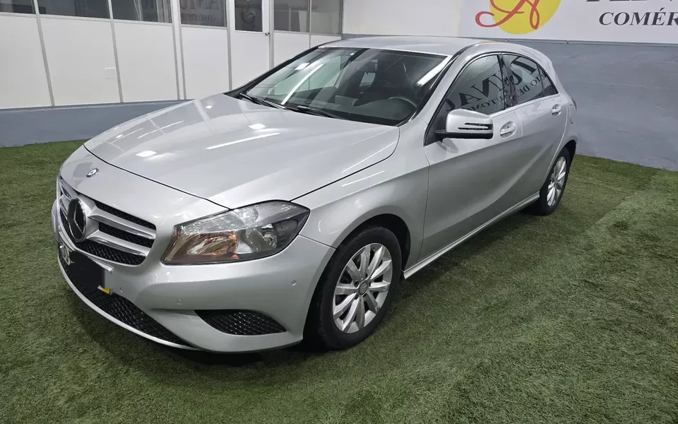 Mercedes-Benz A 180
